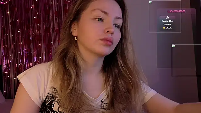 Snapshot of Lora_Rosee chatting on May 2026 02:13:01 PM Lora Rosee online show from May 2026 02:13:01 PM