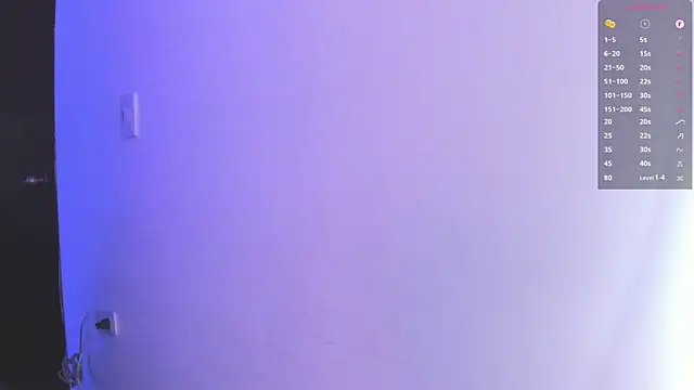 JamesCr  online show from September 2025 03:01:01 PM