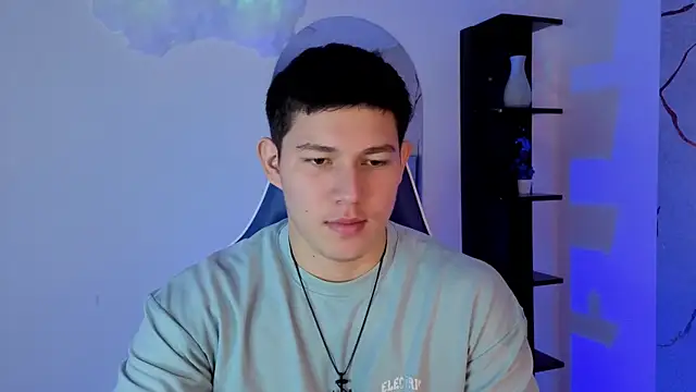 JamesCr  online show from May 2026 12:34:02 PM