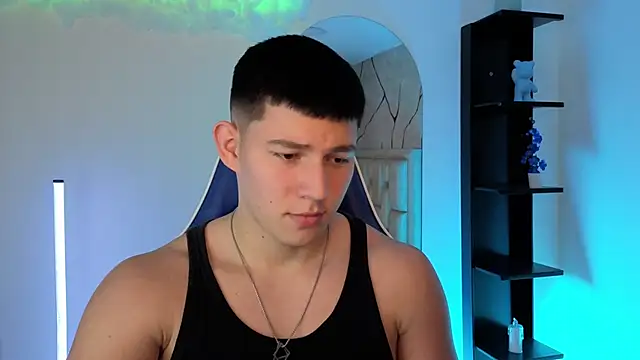 JamesCr  online show from June 2026 12:44:02 PM