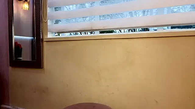 AzunaStar online show from April 2026 10:03:02 PM