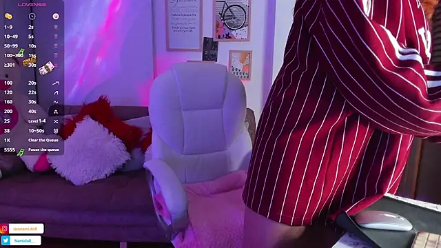 NamiDoll online show from October 2025 04:01:02 AM