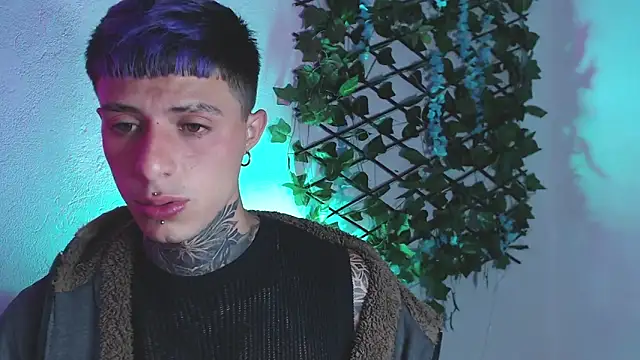 Snapshot of 7_Saturno_7 chatting on February 2025 03:55:02 AM 7 Saturno 7 online show from February 2025 03:55:02 AM