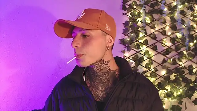 Snapshot of 7_Saturno_7 chatting on February 2025 04:10:01 AM 7 Saturno 7 online show from February 2025 04:10:01 AM