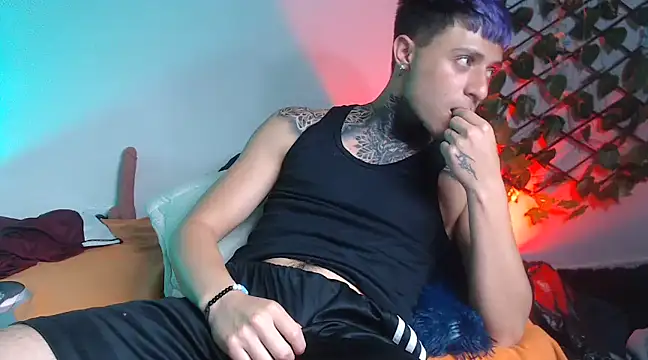 Snapshot of 7_Saturno_7 chatting on February 2025 02:34:01 AM 7 Saturno 7 online show from February 2025 02:34:01 AM