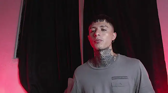 Snapshot of 7_Saturno_7 chatting on February 2025 04:31:01 AM 7 Saturno 7 online show from February 2025 04:31:01 AM