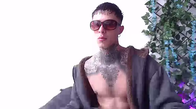 Snapshot of 7_Saturno_7 chatting on February 2025 02:27:02 PM 7 Saturno 7 online show from February 2025 02:27:02 PM