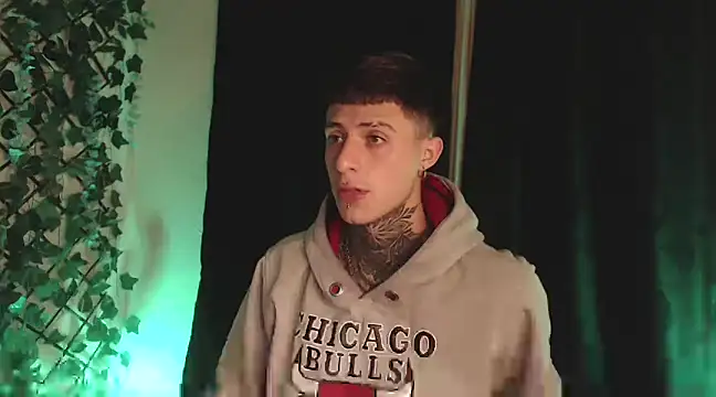 Snapshot of 7_Saturno_7 chatting on February 2025 04:39:02 AM 7 Saturno 7 online show from February 2025 04:39:02 AM