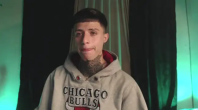 Snapshot of 7_Saturno_7 chatting on February 2025 10:49:02 AM 7 Saturno 7 online show from February 2025 10:49:02 AM