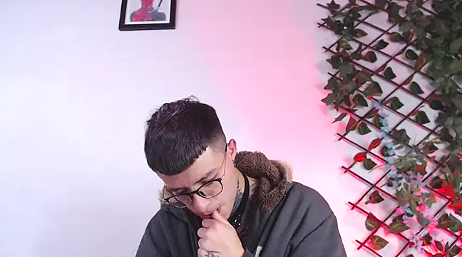 Snapshot of 7_Saturno_7 chatting on March 2025 11:47:02 AM 7 Saturno 7 online show from March 2025 11:47:02 AM