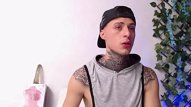 Snapshot of 7_Saturno_7 chatting on March 2025 06:32:01 PM 7 Saturno 7 online show from March 2025 06:32:01 PM