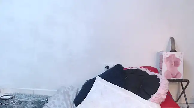 Snapshot of 7_Saturno_7 chatting on March 2025 12:06:02 PM 7 Saturno 7 online show from March 2025 12:06:02 PM