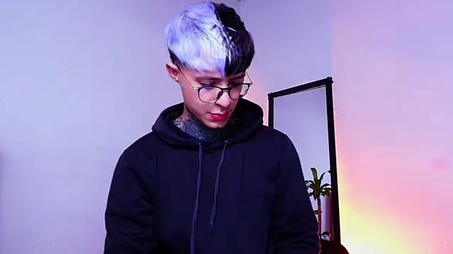 Snapshot of 7_Saturno_7 chatting on September 2025 03:50:02 AM 7 Saturno 7 online show from September 2025 03:50:02 AM