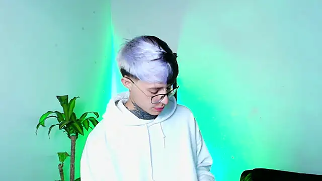 Snapshot of 7_Saturno_7 chatting on September 2025 03:06:01 AM 7 Saturno 7 online show from September 2025 03:06:01 AM