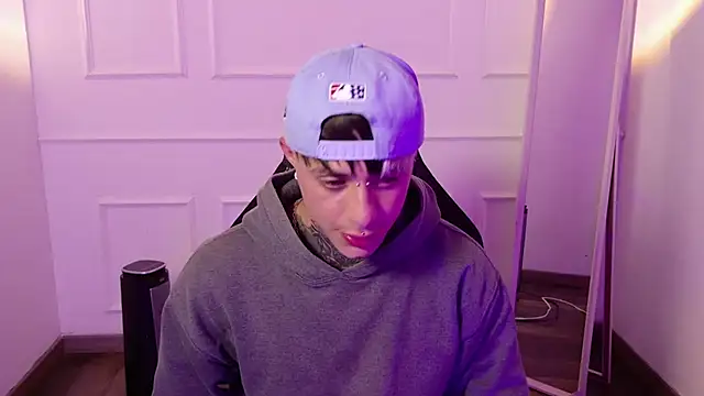 Snapshot of 7_Saturno_7 chatting on September 2025 02:55:02 AM 7 Saturno 7 online show from September 2025 02:55:02 AM