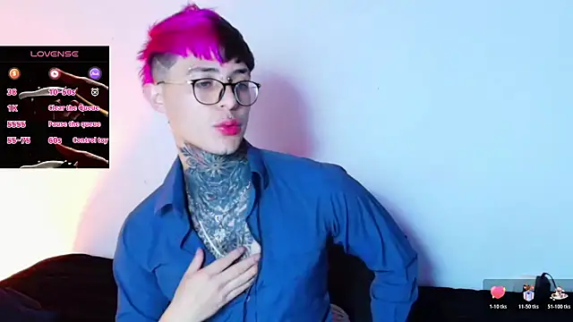 Snapshot of 7_Saturno_7 chatting on October 2025 02:30:01 AM 7 Saturno 7 online show from October 2025 02:30:01 AM