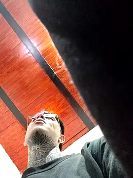 Snapshot of 7_Saturno_7 chatting on November 2025 09:59:01 PM 7 Saturno 7 online show from November 2025 09:59:01 PM