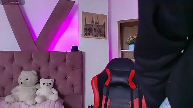 PepperTwink online show from April 2026 03:50:01 PM