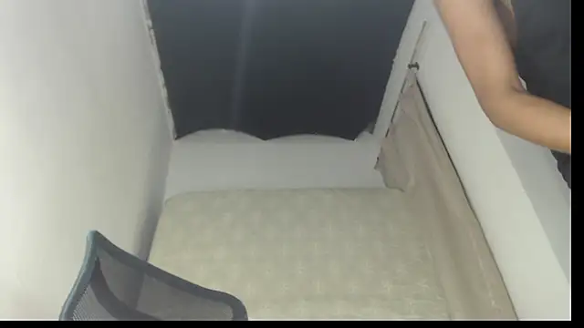 Snapshot of lolplipiwg chatting on January 2026 09:51:01 PM lolplipiwg online show from January 2026 09:51:01 PM