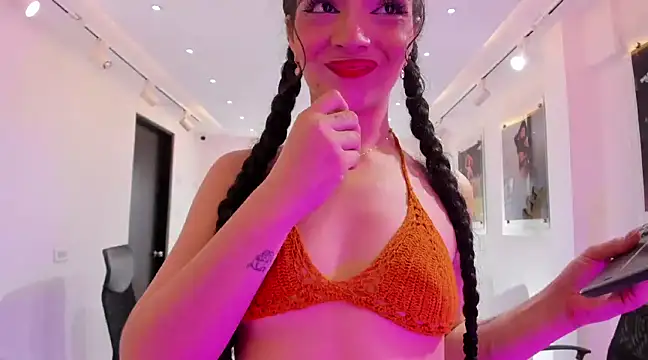 Snapshot of LilibetAndStrong chatting on March 2025 11:01:02 PM LilibetAndStrong online show from March 2025 11:01:02 PM