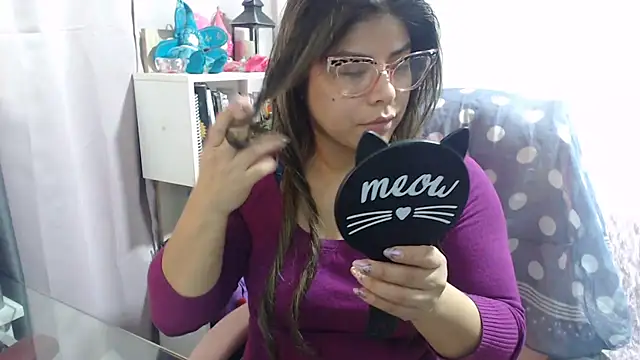 Snapshot of KatteAngelLat chatting on October 2025 12:41:01 AM KatteAngelLat online show from October 2025 12:41:01 AM