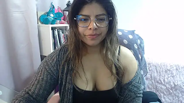 Snapshot of KatteAngelLat chatting on October 2025 12:27:01 AM KatteAngelLat online show from October 2025 12:27:01 AM