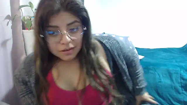 Snapshot of KatteAngelLat chatting on November 2025 12:32:02 AM KatteAngelLat online show from November 2025 12:32:02 AM