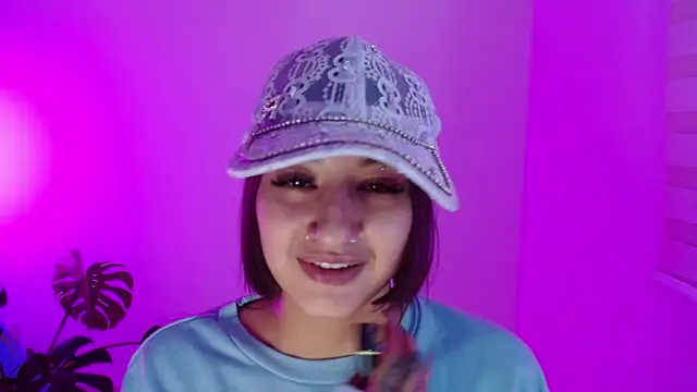 ggor4w33 online show from February 2025 04:05:01 AM