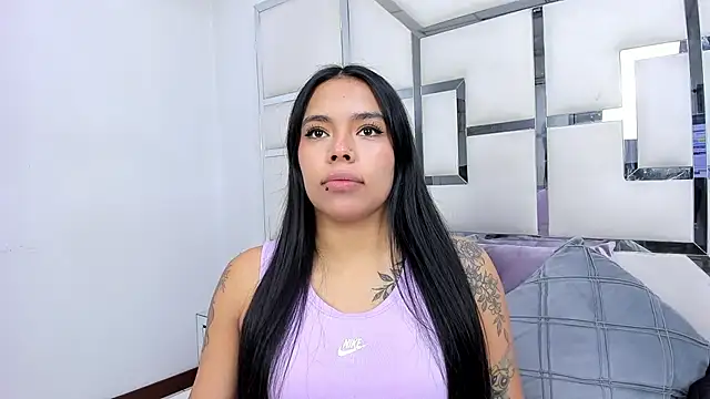 ZoeWan69 online show from March 2026 12:43:02 PM