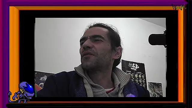 ReyDeBotones online show from March 2025 09:42:02 PM