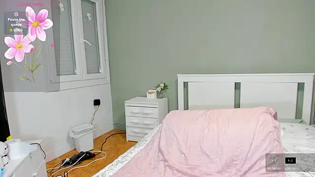 Snapshot of Izadi_7 chatting on March 2026 01:14:01 AM Izadi 7 online show from March 2026 01:14:01 AM