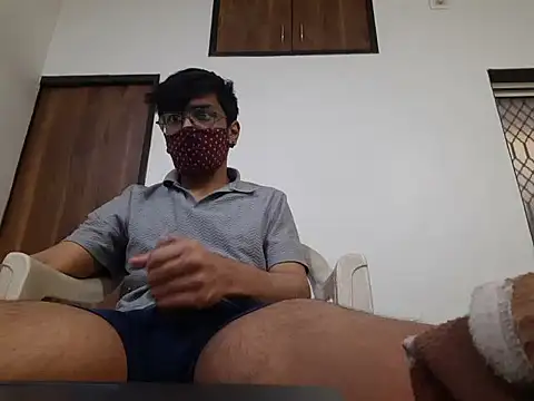 kk77102 online show from March 2025 12:00:01 PM