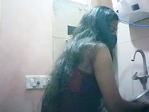 Snapshot of Rubi-Ji chatting on March 2025 03:40:01 PM Rubi-Ji online show from March 2025 03:40:01 PM