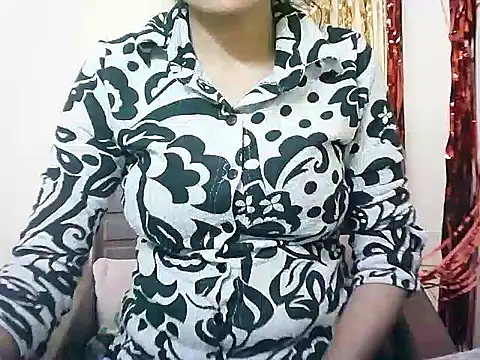 Snapshot of Rubi-Ji chatting on March 2025 01:15:01 PM Rubi-Ji online show from March 2025 01:15:01 PM