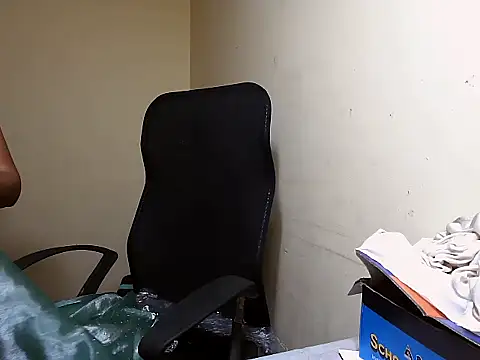 Snapshot of Rubi-Ji chatting on September 2025 03:45:01 PM Rubi-Ji online show from September 2025 03:45:01 PM