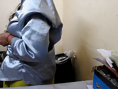 Snapshot of Rubi-Ji chatting on September 2025 02:41:01 PM Rubi-Ji online show from September 2025 02:41:01 PM