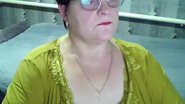 Snapshot of ElzaJewel chatting on November 2025 07:02:02 PM ElzaJewel online show from November 2025 07:02:02 PM