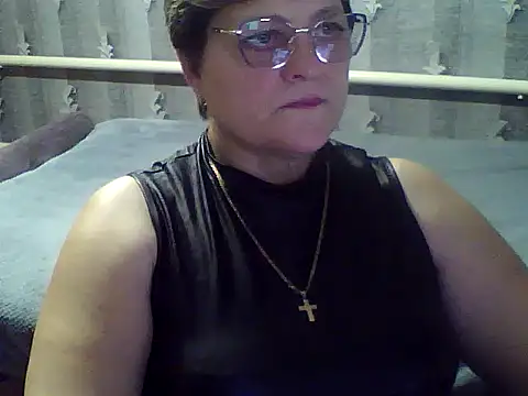 Snapshot of ElzaJewel chatting on December 2025 04:27:01 PM ElzaJewel online show from December 2025 04:27:01 PM