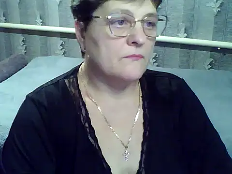 Snapshot of ElzaJewel chatting on January 2026 11:46:02 AM ElzaJewel online show from January 2026 11:46:02 AM