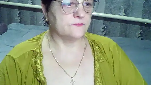 Snapshot of ElzaJewel chatting on March 2026 08:10:02 AM ElzaJewel online show from March 2026 08:10:02 AM