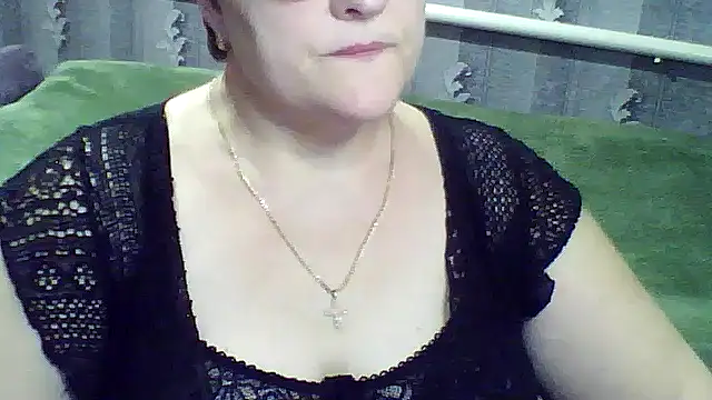 Snapshot of ElzaJewel chatting on March 2026 07:39:01 PM ElzaJewel online show from March 2026 07:39:01 PM