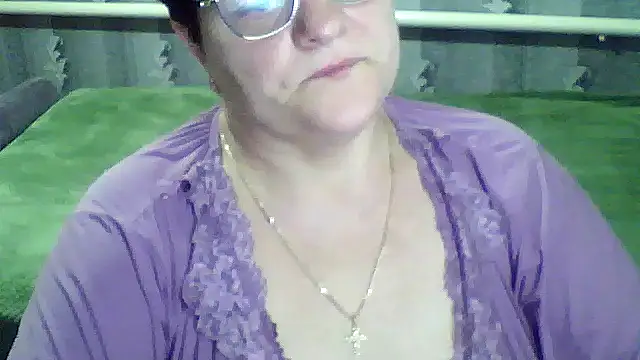 Snapshot of ElzaJewel chatting on March 2026 12:23:02 AM ElzaJewel online show from March 2026 12:23:02 AM