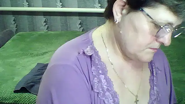 Snapshot of ElzaJewel chatting on March 2026 12:27:02 PM ElzaJewel online show from March 2026 12:27:02 PM