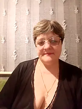 Snapshot of ElzaJewel chatting on April 2026 08:36:02 PM ElzaJewel online show from April 2026 08:36:02 PM