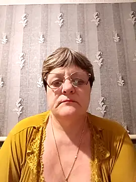 Snapshot of ElzaJewel chatting on April 2026 10:47:01 PM ElzaJewel online show from April 2026 10:47:01 PM