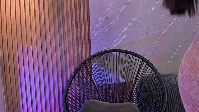 ariana jhonson1 online show from March 2025 03:46:02 PM