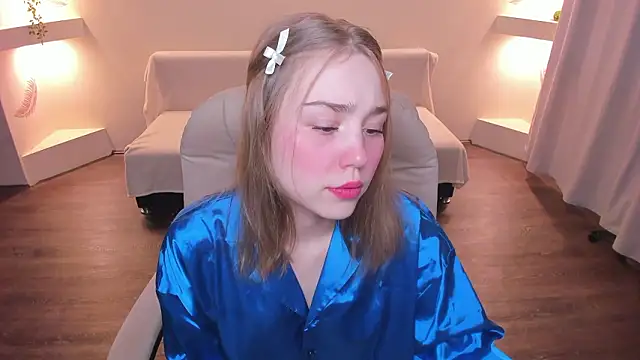 Snapshot of YourMegan chatting on February 2026 07:00:02 PM YourMegan online show from February 2026 07:00:02 PM