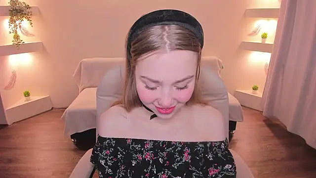 YourMegan online show from March 2026 02:35:02 PM