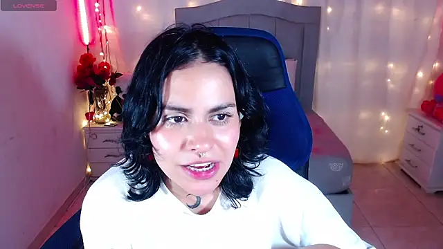 Snapshot of veronica_luar chatting on March 2025 07:08:02 AM veronica luar online show from March 2025 07:08:02 AM