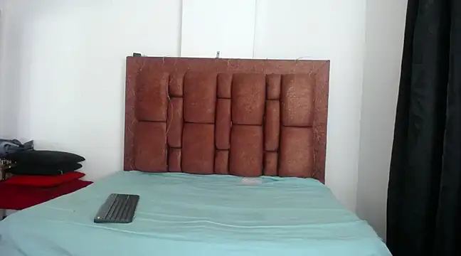 Snapshot of vKatalinacooper chatting on February 2025 03:35:02 AM vKatalinacooper online show from February 2025 03:35:02 AM